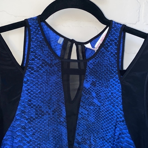 Rebecca Taylor shirt python tank w/ split trim‎ in cobalt size 2 NWT - Picture 3 of 9